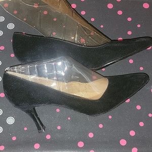 😚😗 Black heels..Prices to sell cleaning closet !!!